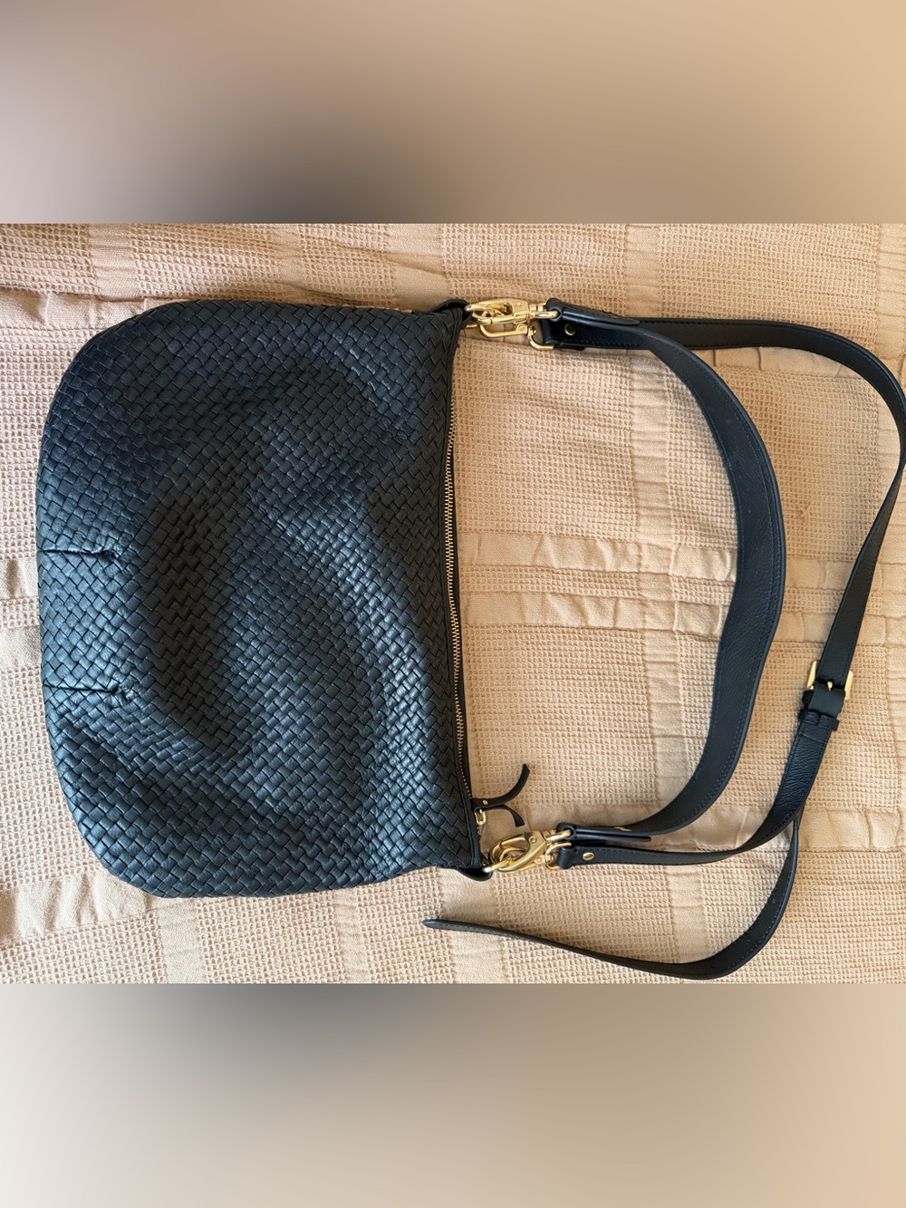 Quince Italian Leather Convertible Crescent Handwoven Shoulder Bag - Black Large - Picture 2 of 6